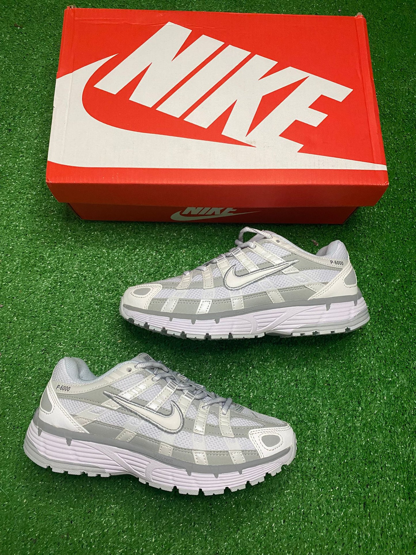 NIKE P6000