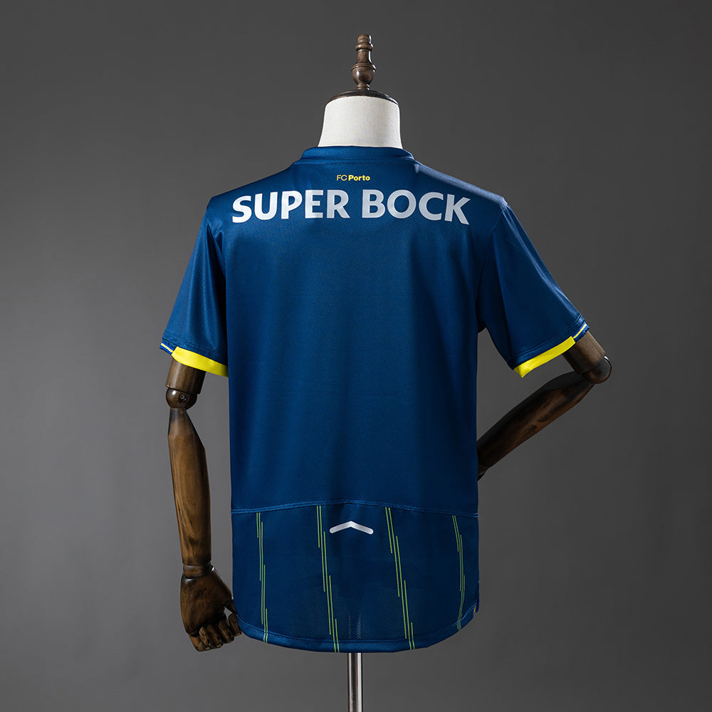 Porto 25/26 4equipamento